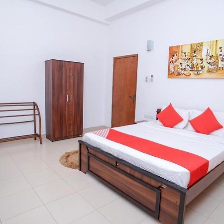 Hotel Mirissa Regent Экстерьер фото