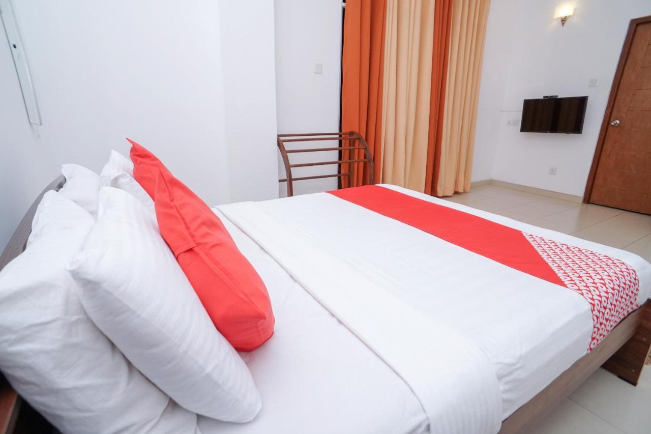 Hotel Mirissa Regent Экстерьер фото