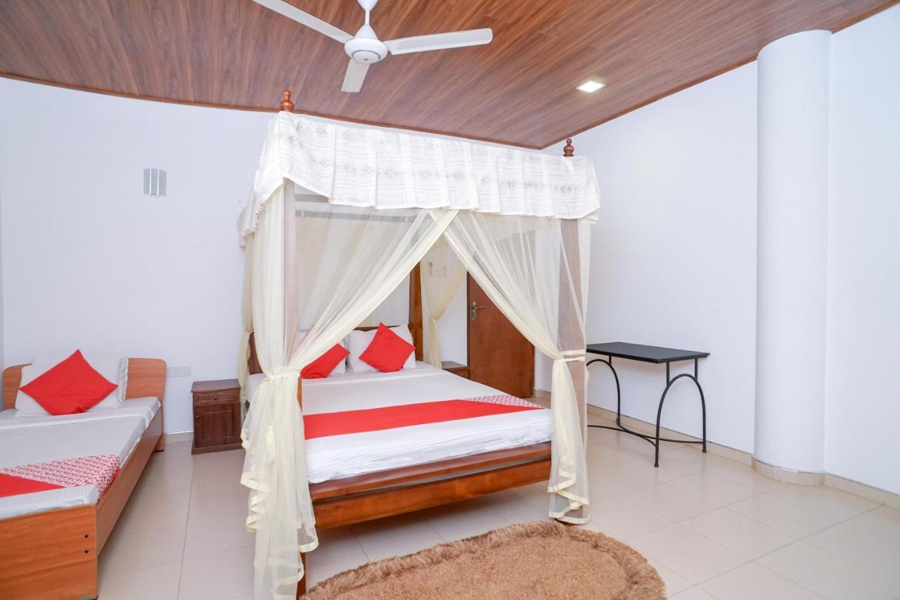 Hotel Mirissa Regent Экстерьер фото