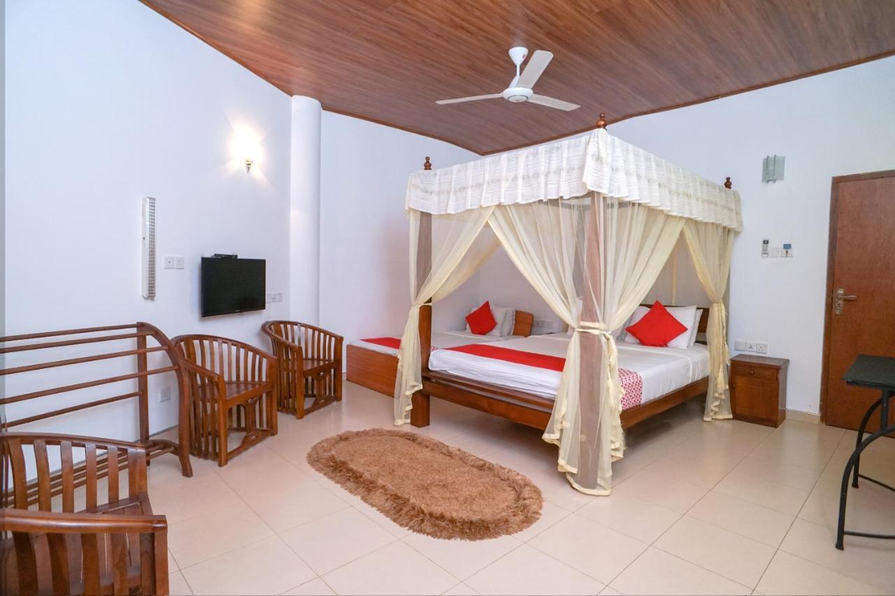 Hotel Mirissa Regent Экстерьер фото