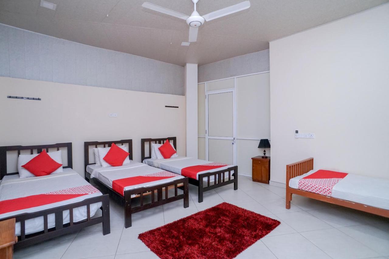 Hotel Mirissa Regent Экстерьер фото